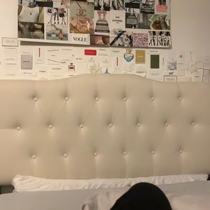 i accidentally orderd 2, used very lightly, price is negotiable